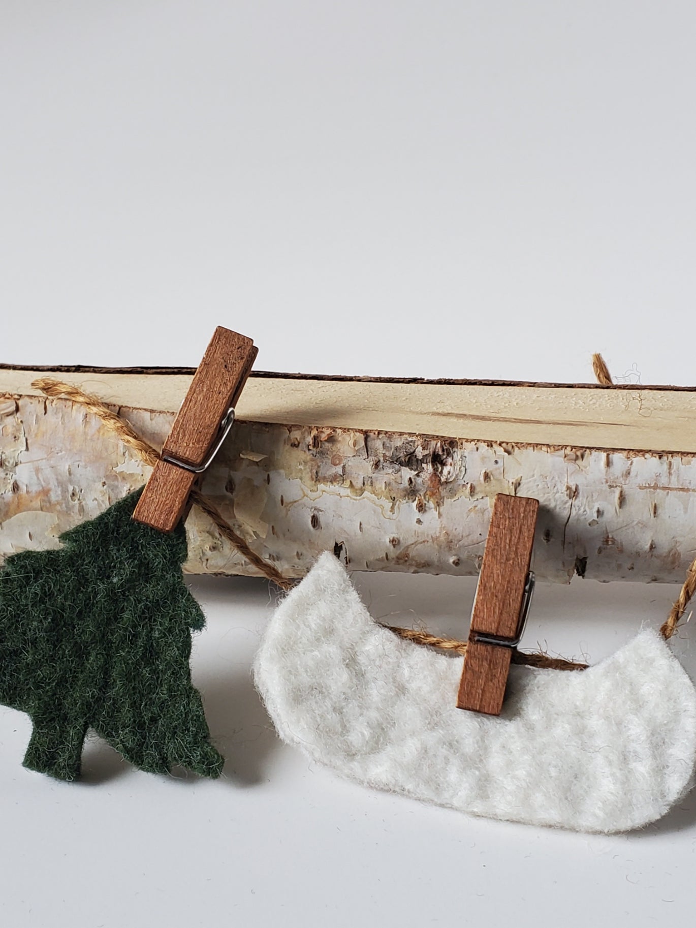 White Felted Canoe Garland Set