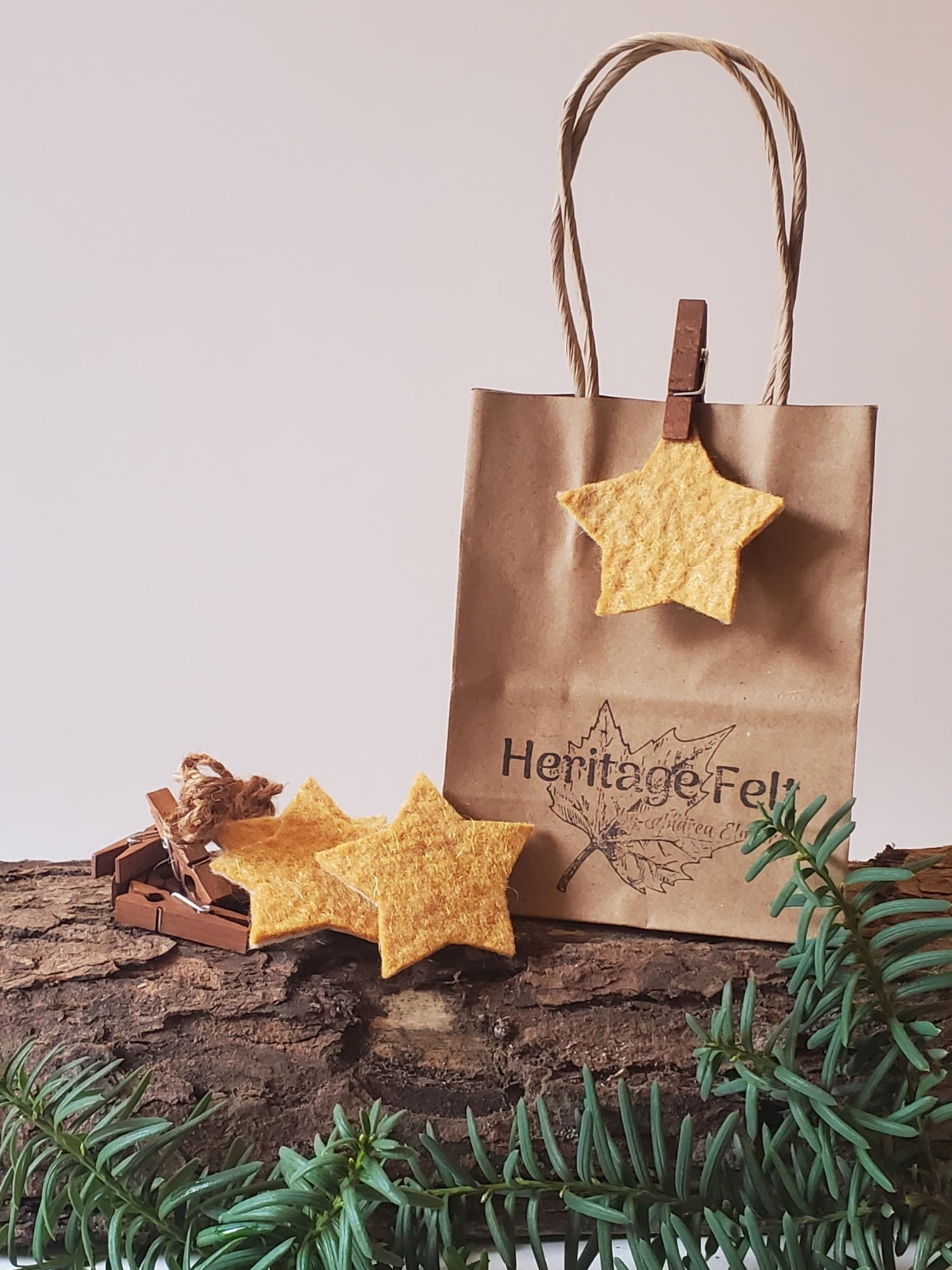 Golden Felted Stars Garland Set