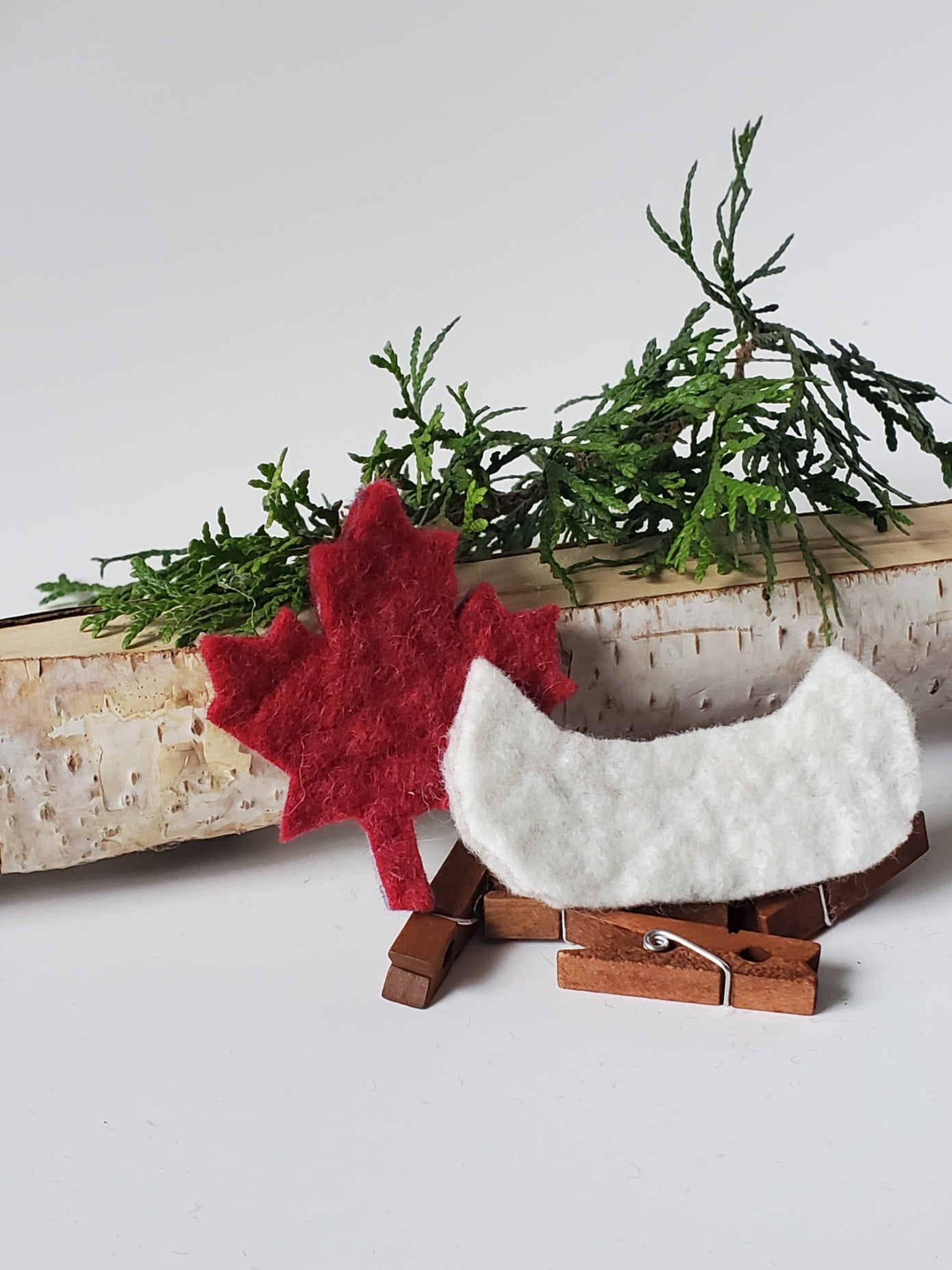 Maple Leaf & Canoe Felt Garland